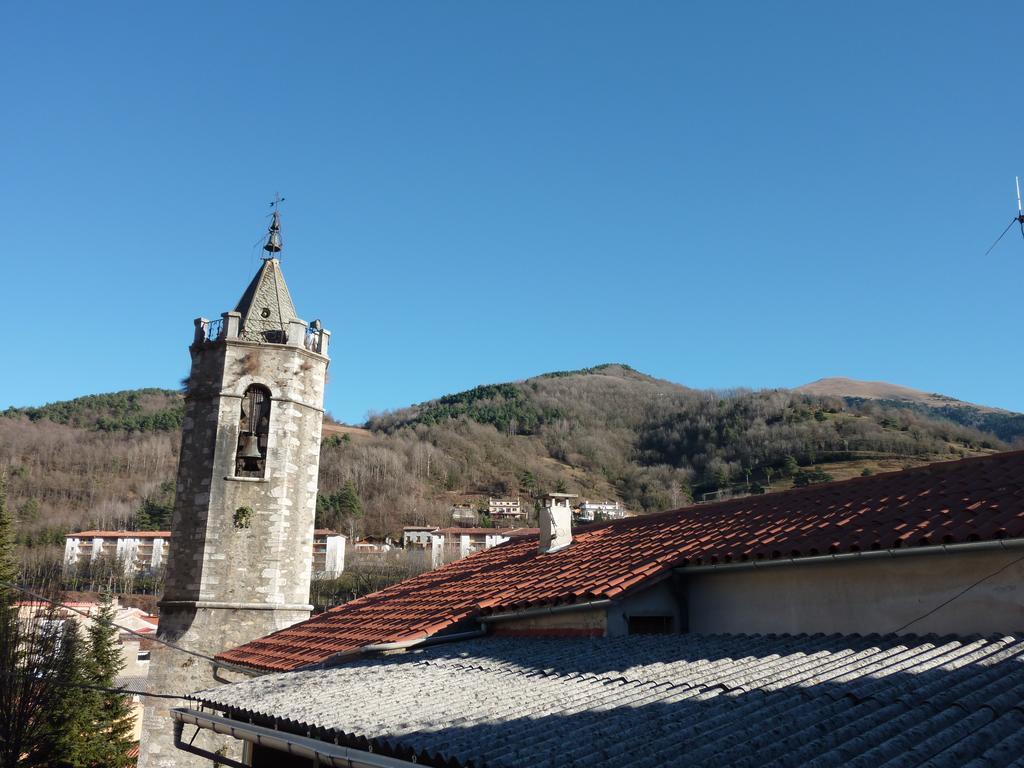 Pension Fonda Vilalta Hotel Ribes De Freser Exterior photo